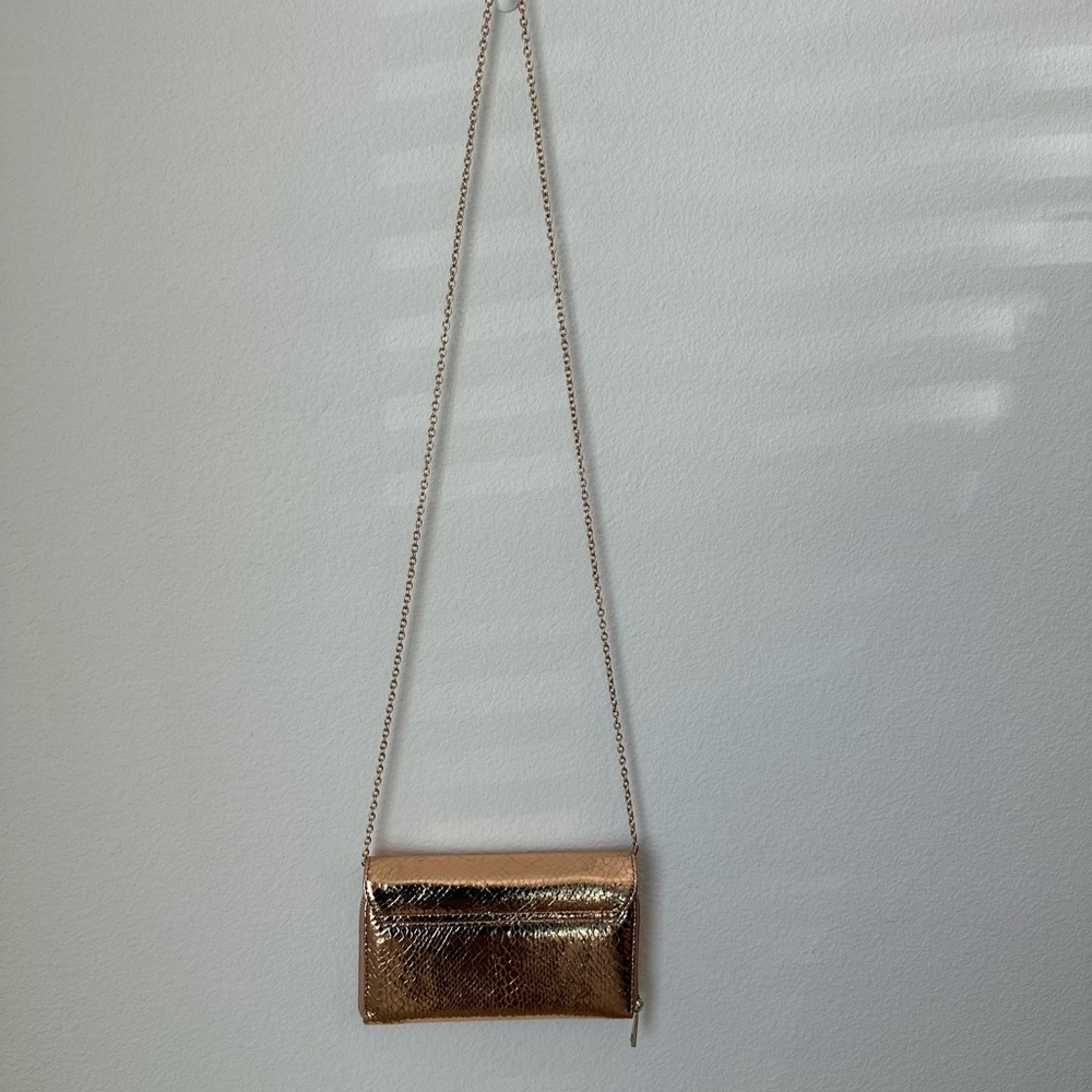 ☀️ ANTHROPOLOGY Rose Gold Metallic Chain Clutch Crossbody NWOT - Picture 10 of 14